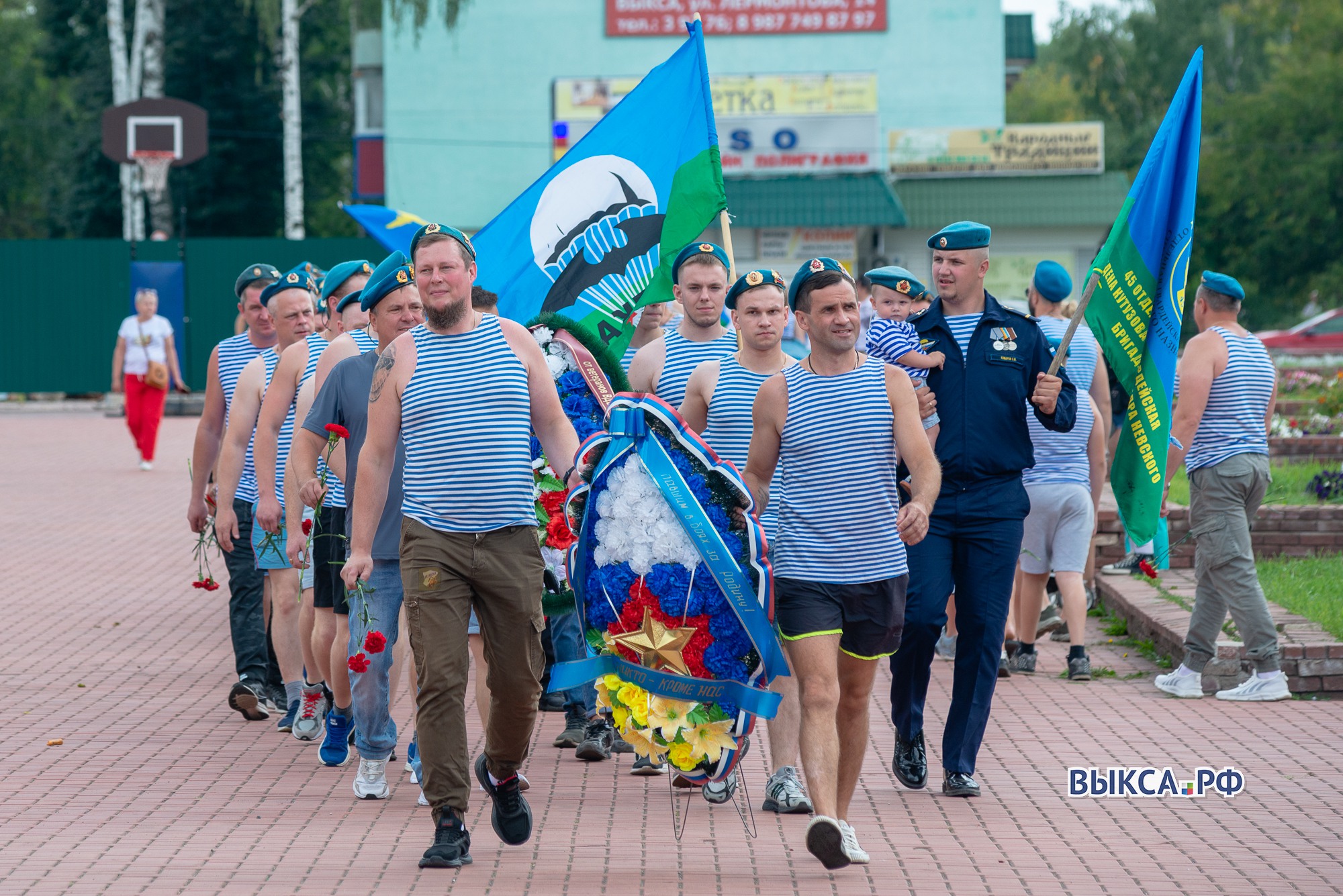 Голубые береты почтили память погибших товарищей ?